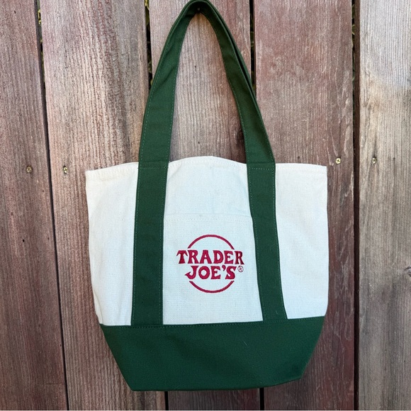 **NWT** Trader Joe's Canvas Tote Bag - Picture 7 of 13